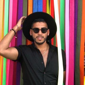 Meet your Posher, Adan